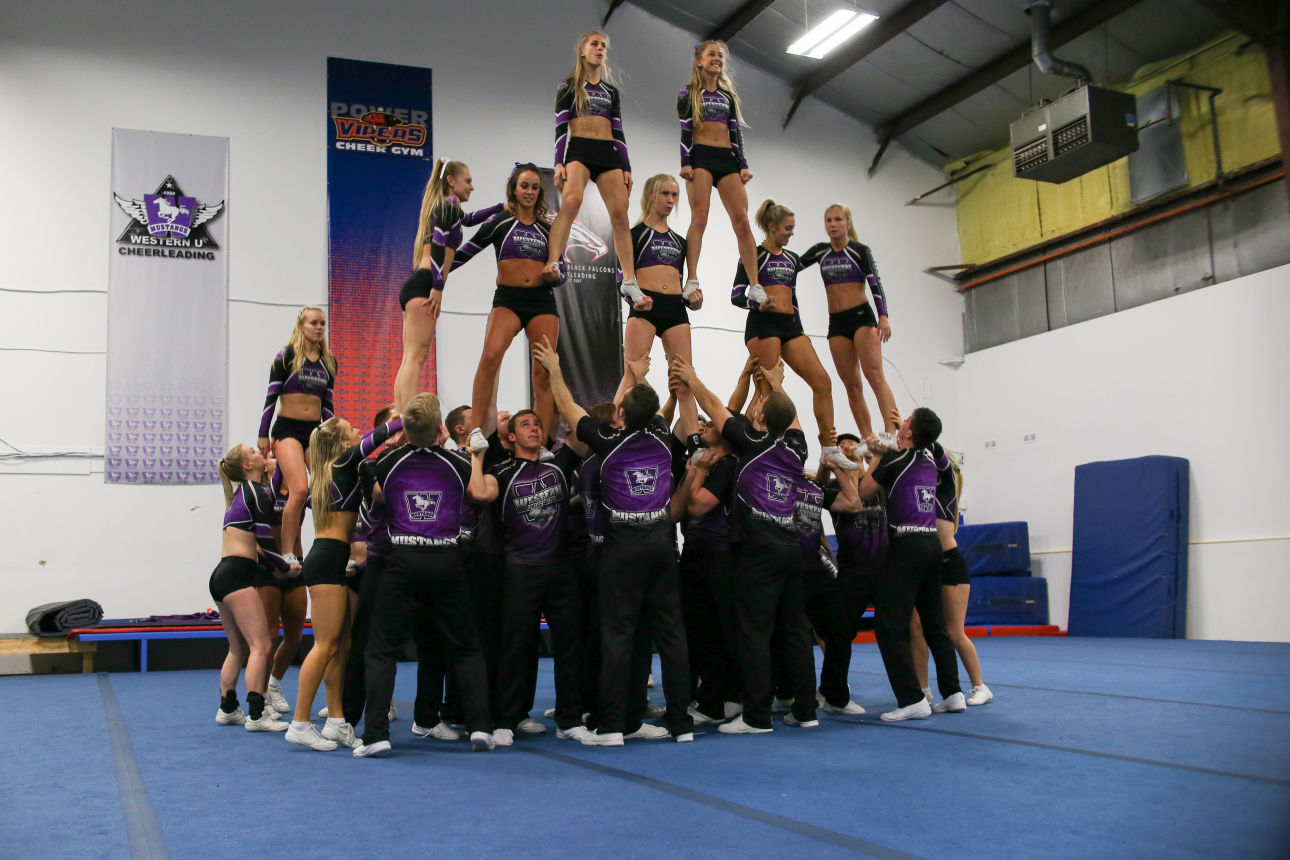 06_photo3_cheerleading - Maailah Blackwood.jpg